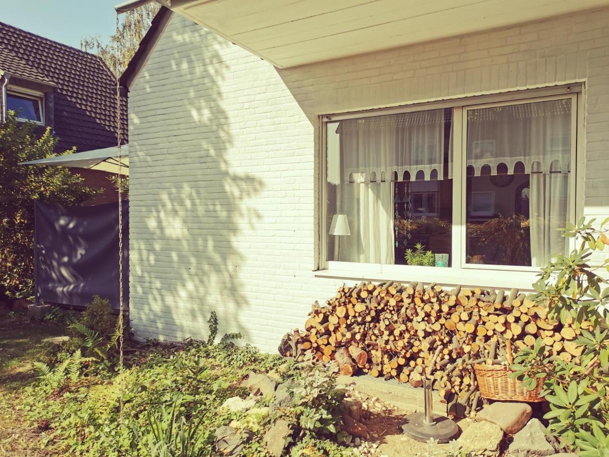 "Maison Blanche" - Das Gemuetliche Garten-Apartment Zwischen Koeln Und Duesseldorf Grevenbroich Eksteriør billede