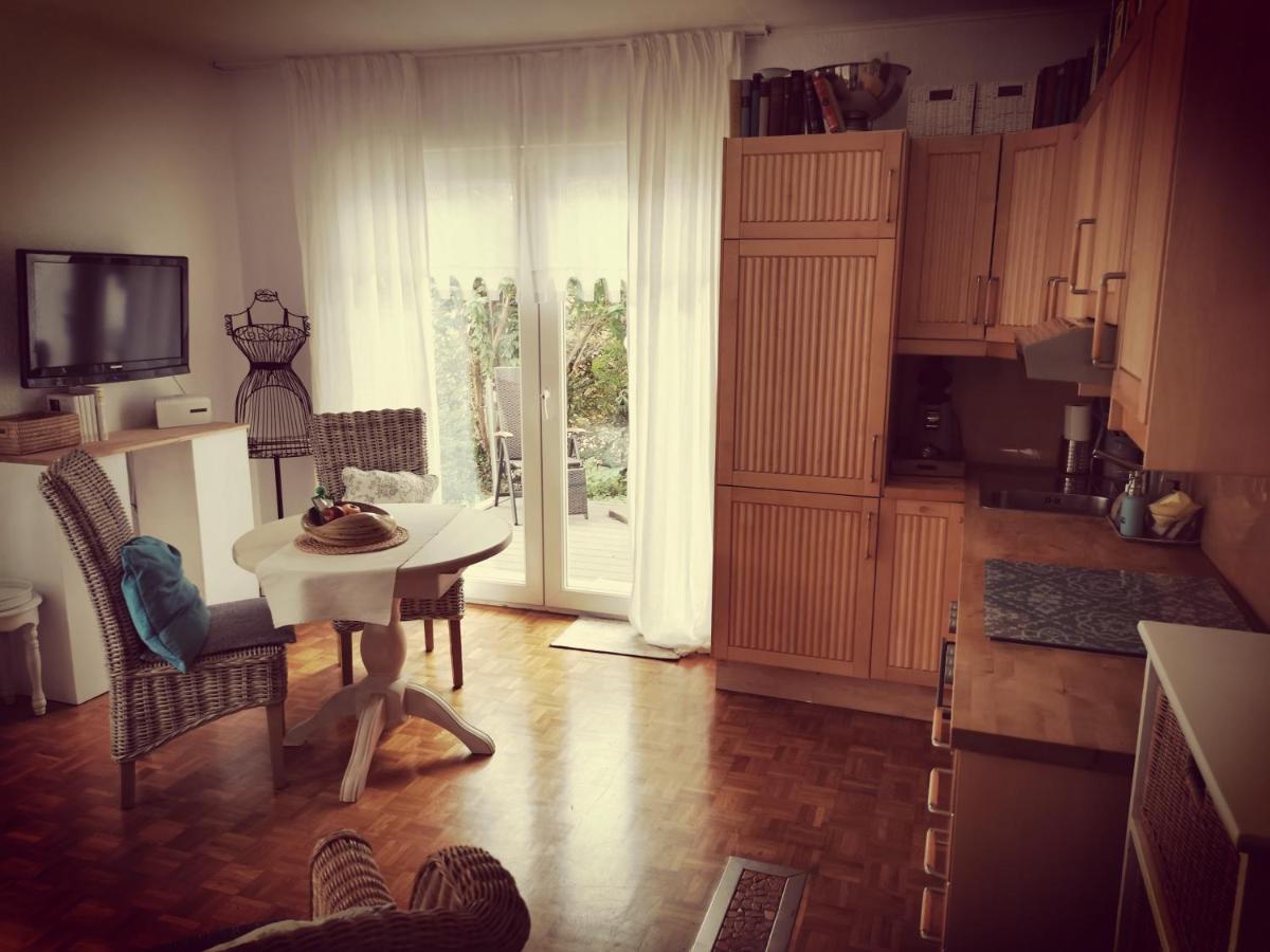 "Maison Blanche" - Das Gemuetliche Garten-Apartment Zwischen Koeln Und Duesseldorf Grevenbroich Eksteriør billede