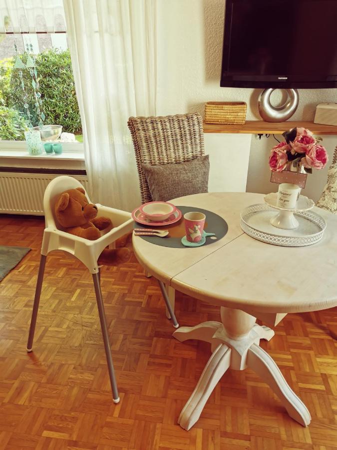 "Maison Blanche" - Das Gemuetliche Garten-Apartment Zwischen Koeln Und Duesseldorf Grevenbroich Eksteriør billede