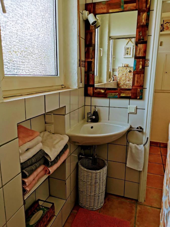 "Maison Blanche" - Das Gemuetliche Garten-Apartment Zwischen Koeln Und Duesseldorf Grevenbroich Eksteriør billede